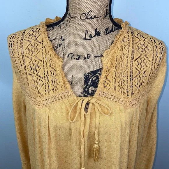American Eagle Yellow Tunic Top Bohemian Lace Tassels Long Sleeved Womens Medium - Picture 2 of 9